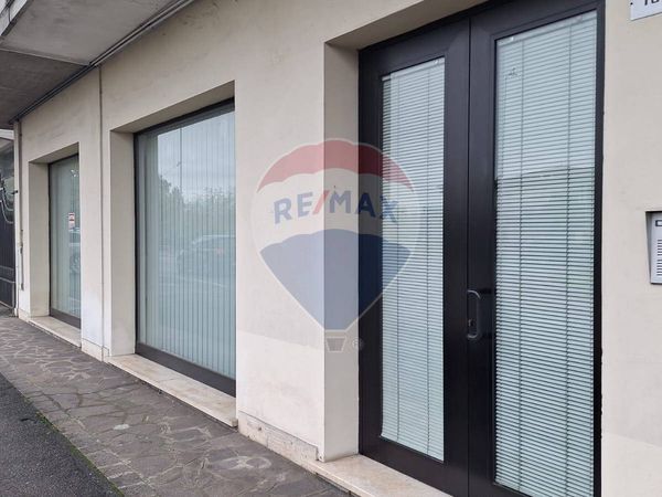 Negozio Capriano del Colle, BS Affitto