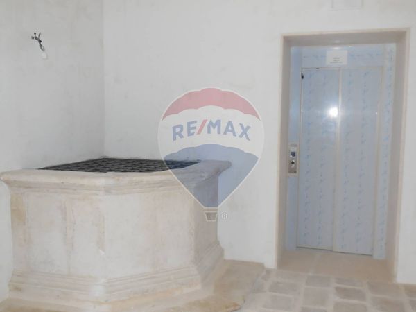 Locale Commerciale Centro storico, L'Aquila, AQ Affitto - Foto 4