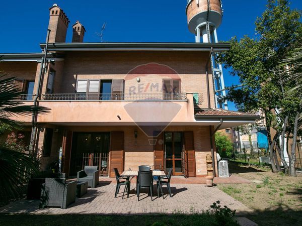 Porzione di villa Arese, MI Affitto