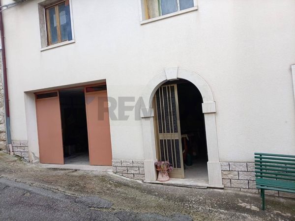 Casa Semindipendente San Giuliano del Sannio, CB Vendita