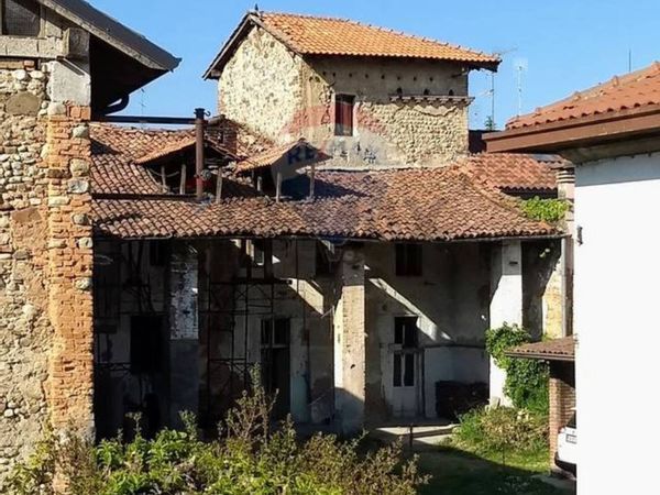 Rustico Osnago, LC Vendita