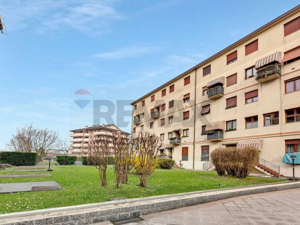 Appartamento Seggiano, Pioltello, MI Vendita