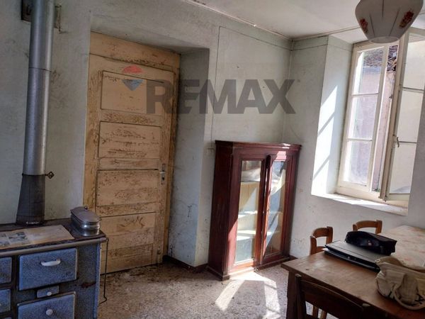 Porzione di casa Cremenaga, VA Vendita - Foto 4