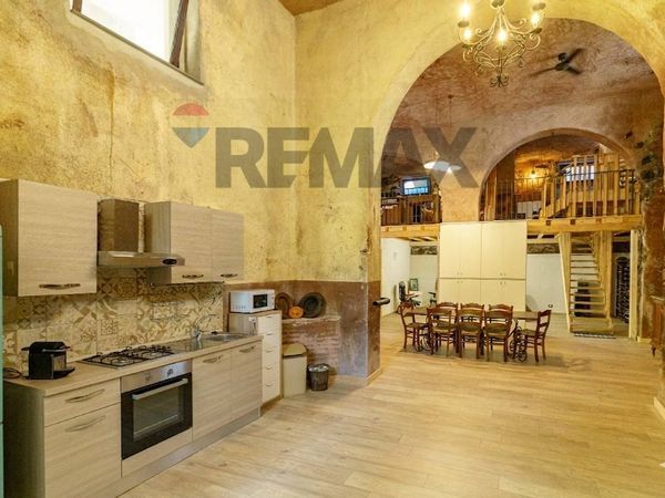 Casa Indipendente Mascalucia, CT Vendita