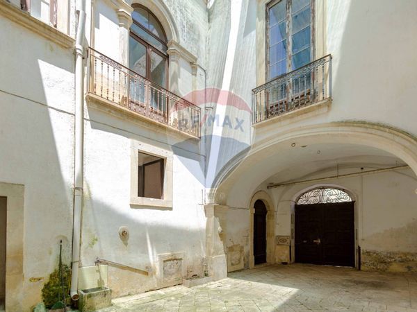 Casa Indipendente Centro Storico, Galatina, LE Vendita - Foto 3