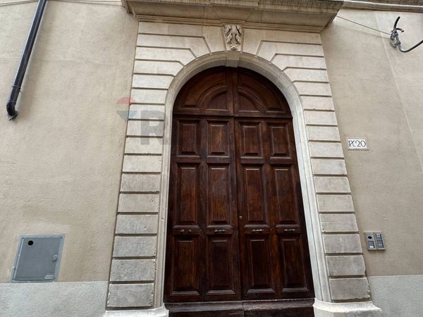 Appartamento Centro storico, L'Aquila, AQ Affitto - Foto 2