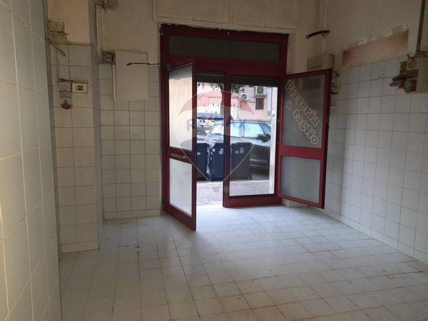 Locale Commerciale Ciampino, RM Affitto - Foto 2