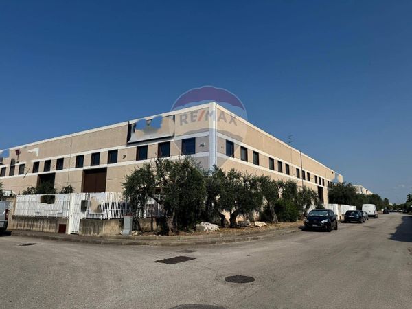 Capannone Industriale Modugno, BA Vendita