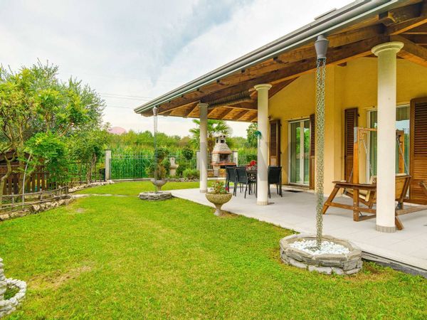 Villa singola Cassano Magnago, VA Vendita