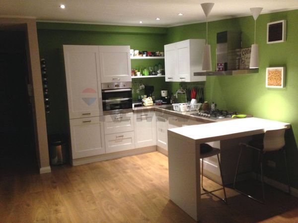 Appartamento Bitetto, BA Vendita