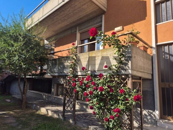 Appartamento Ponte Buggianese, PT Vendita
