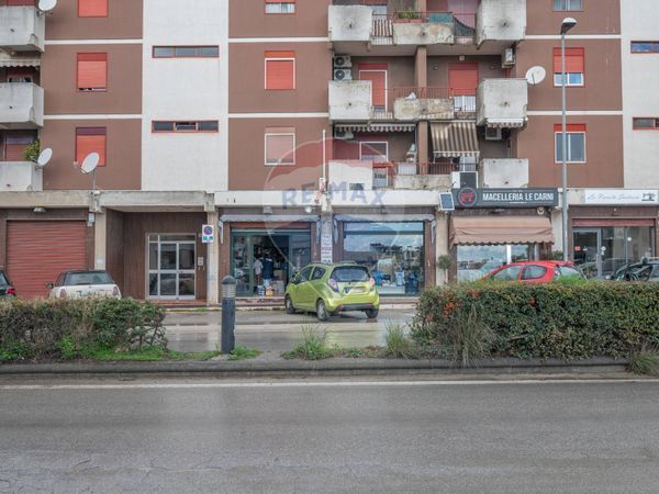 Locale Commerciale Semicentro, Caltanissetta, CL Affitto - Foto 3