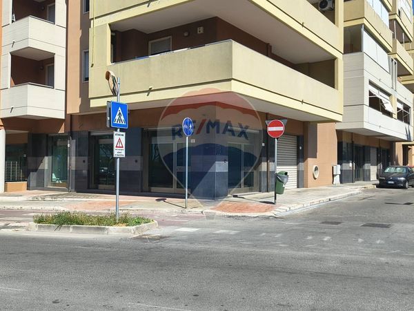 Locale Commerciale Monopoli, BA Affitto - Foto 2