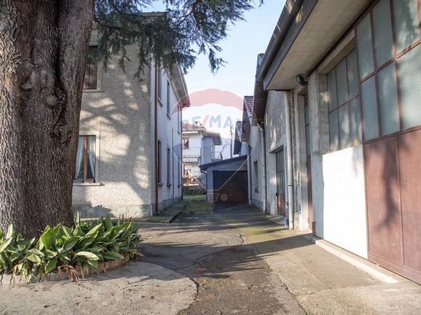 Capannone Industriale Dairago, MI Vendita