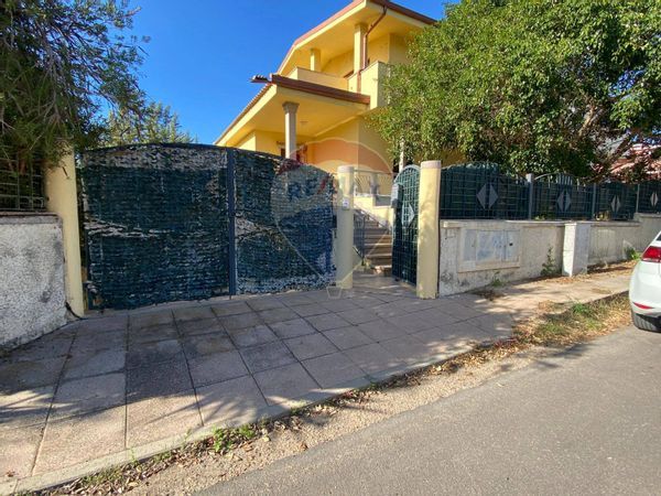 Casa Indipendente Valledoria, SS Vendita