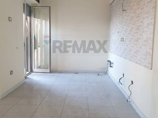 Appartamento Zona Corso Umberto I, Caivano, NA Vendita - Foto 2