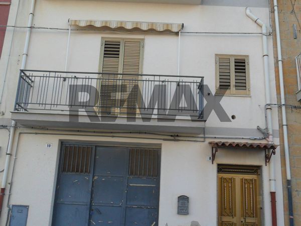 Casa Indipendente Pietraperzia, EN Vendita