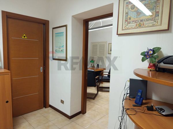 Ufficio Centro storico, Ancona, AN Affitto