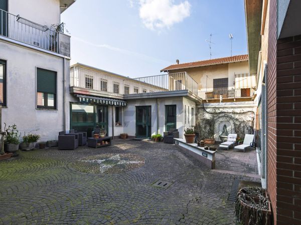 Villa singola Centro, Busto Arsizio, VA Vendita