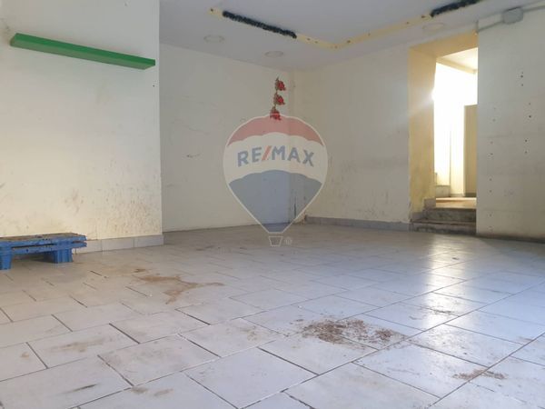 Locale Commerciale Mugnano di Napoli, NA Affitto