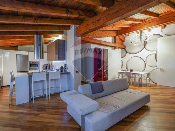 Attico/Mansarda Stezzano, BG Vendita