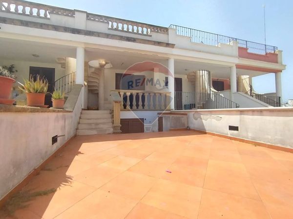 Villa a schiera Salve, LE Vendita