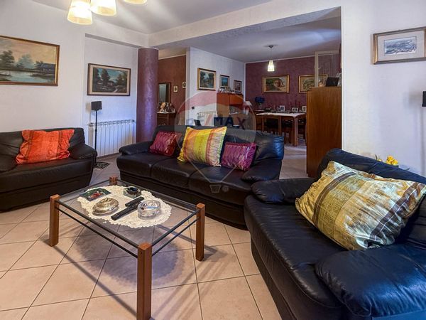 Casa Indipendente Carlentini, SR Vendita