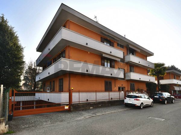 Appartamento Cardano al Campo, VA Vendita