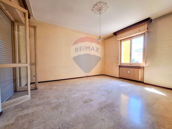 Appartamento Cairate, VA Vendita - Foto 2