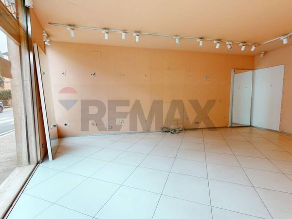 Negozio Bastia Umbra, PG Affitto