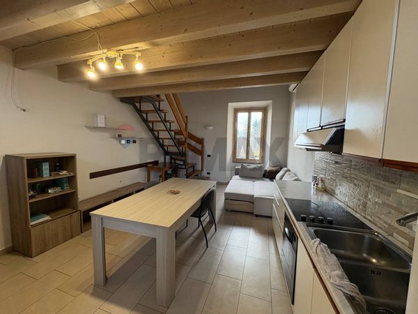 Loft/Open Space Caronno Pertusella, VA Vendita