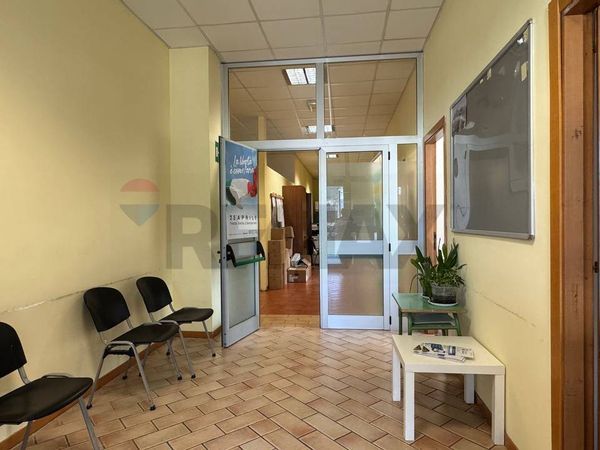 Ufficio Piazza d'Armi, L'Aquila, AQ Affitto - Foto 3
