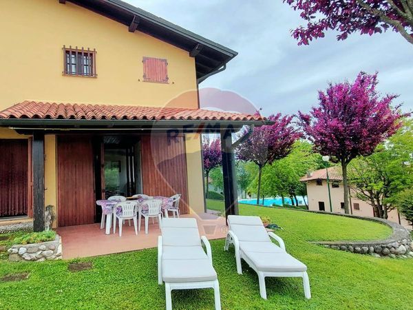 Porzione di villa Padenghe sul Garda, BS Vendita
