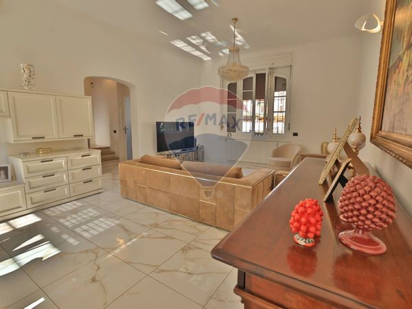 Villetta bifamiliare Zona Centro, Bollate, MI Vendita