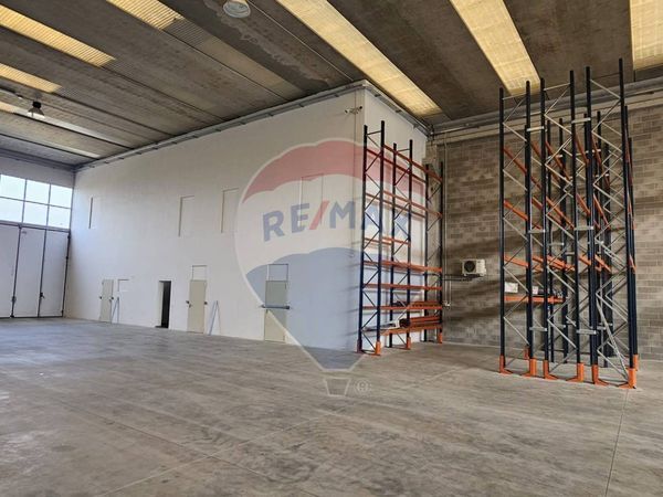 Capannone Industriale Fara Gera d'Adda, BG Vendita