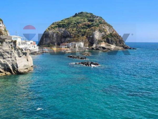 Villa singola Sant'Angelo, Serrara Fontana, NA Vendita