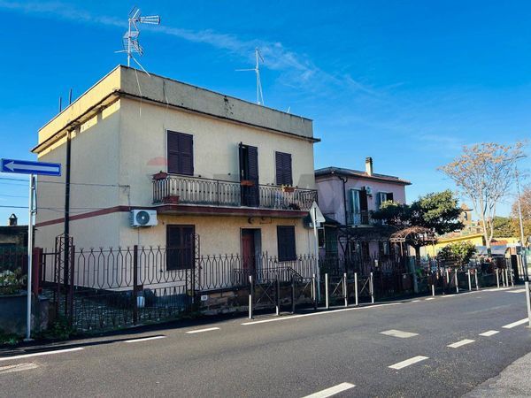 Appartamento Laghetto, Monte Compatri, RM Vendita