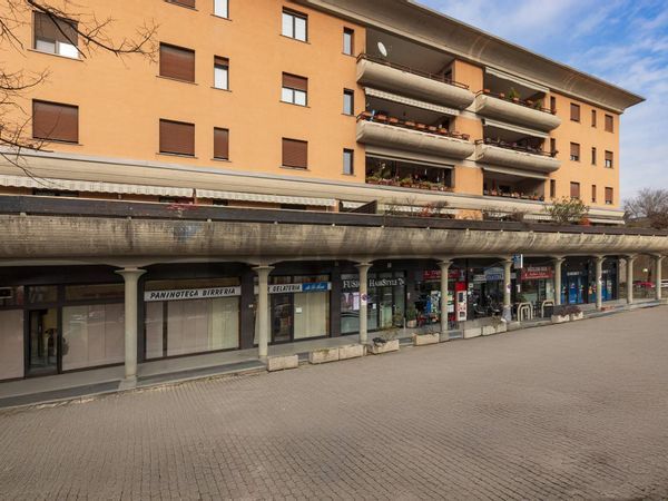 Negozio Buon Gesù, Olgiate Olona, VA Affitto - Foto 3