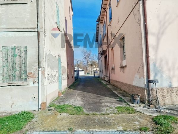 Casa Indipendente San Martino Spino, Mirandola, MO Vendita - Foto 2