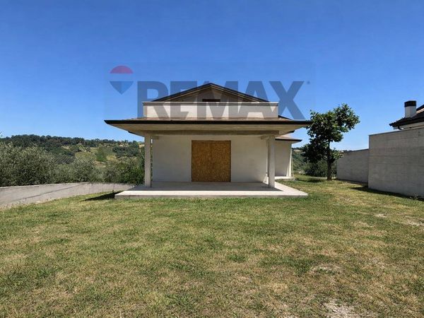 Villa singola Periferia, Chieti, CH Vendita