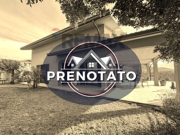 Porzione di villa Cuasso Al Piano, Cuasso al Monte, VA Vendita