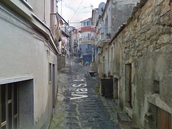 Casa Indipendente Monterosso Almo, RG Vendita