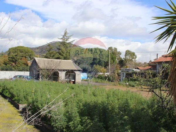 Casa Indipendente Nicolosi, CT Vendita