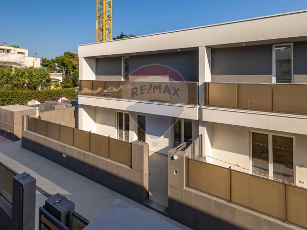 Villa a schiera Carrassi, Bari, BA Vendita