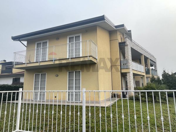 Attico/Mansarda Usmate Velate, MB Vendita