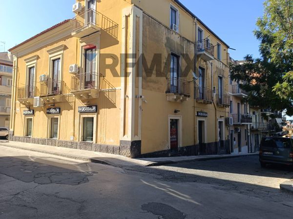 Locale Commerciale Ramacca, CT Affitto