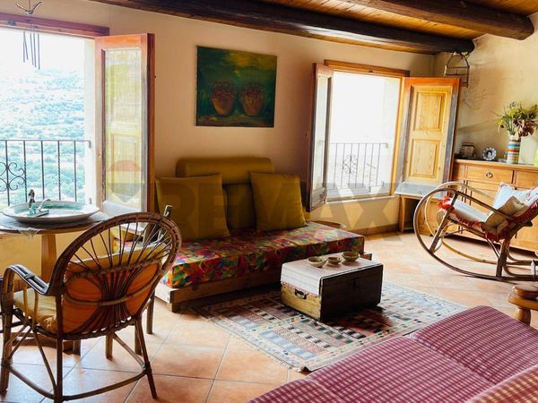 Casa Indipendente Monterosso Almo, RG Vendita