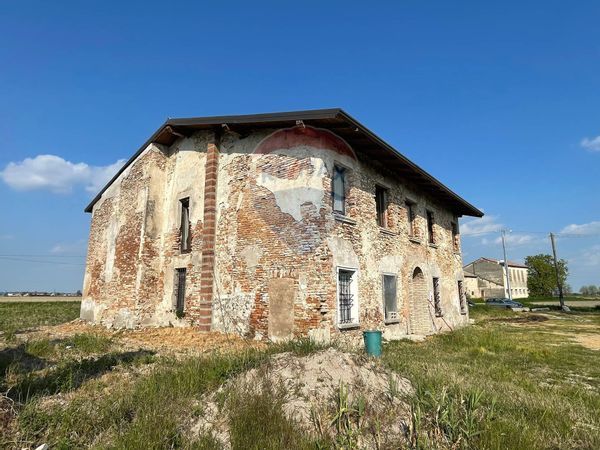 Cascina/Casale Ceresara, MN Vendita