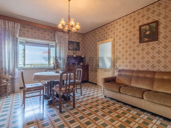 Appartamento Farnese, VT Vendita