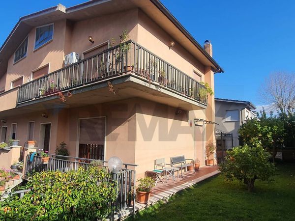 Villa singola Cassia, Roma, RM Vendita